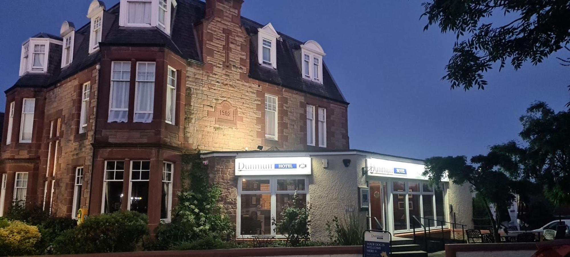 Dunmuir Hotel Dunbar Exterior photo
